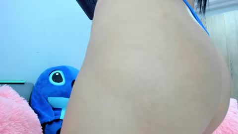 mia_belmonte online show from July 22, 2026, 8:33 pm