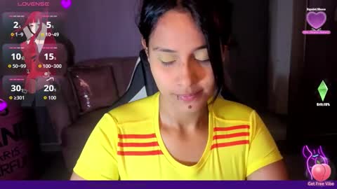 Mia  online show from March 26, 2026, 12:44 pm