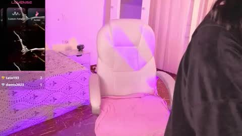 mia online show from February 6, 2026, 5:56 am