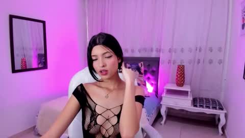 Snapshot of mia_clay1 chatting on January 7, 2026, 8:33 pm Mia online show from January 7, 2026, 8:33 pm