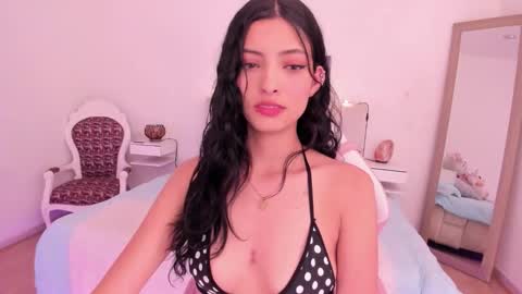 Snapshot of mia_clay1 chatting on February 15, 2026, 8:27 pm Mia online show from February 15, 2026, 8:27 pm