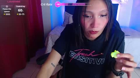 Snapshot of mia_collens_ chatting on February 4, 2025, 2:07 am MIA online show from February 4, 2025, 2:07 am