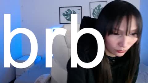 Snapshot of mia_collens_ chatting on November 23, 2025, 2:00 am MIA online show from November 23, 2025, 2:00 am