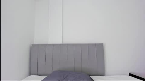 Snapshot of mia_cute25 chatting on December 20, 2025, 11:50 am online show from December 20, 2025, 11:50 am