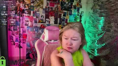 Snapshot of mia_ferd chatting on February 27, 2026, 2:44 am Mia online show from February 27, 2026, 2:44 am