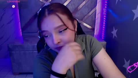 Snapshot of mia_foster_t chatting on May 11, 2026, 4:04 pm Mia online show from May 11, 2026, 4:04 pm