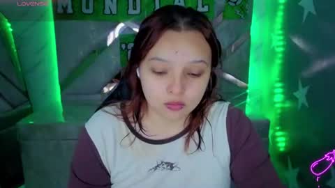 Mia online show from July 13, 2026, 1:14 pm