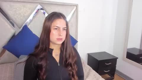 mia fox online show from October 19, 2025, 1:12 pm