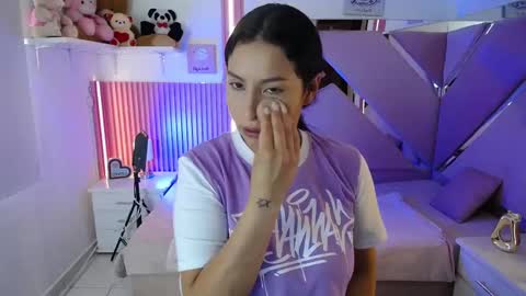 Snapshot of mia_garcia28 chatting on February 4, 2026, 8:47 pm mia_garcia28 online show from February 4, 2026, 8:47 pm