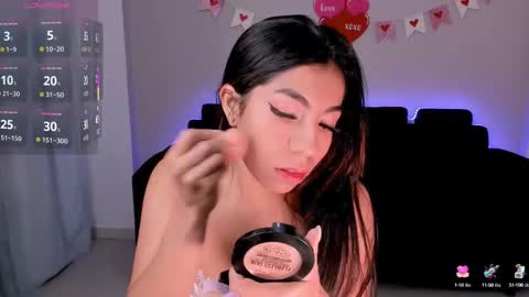 Mia online show from February 16, 2025, 12:32 pm