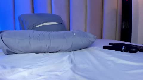 Snapshot of mia_holson chatting on September 27, 2025, 3:39 pm I am Mia online show from September 27, 2025, 3:39 pm