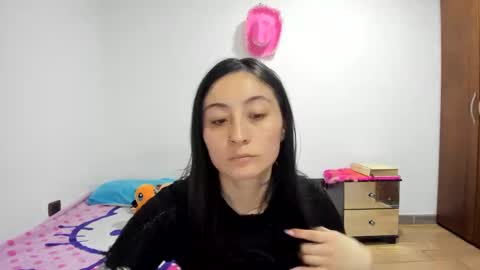 Snapshot of mia_kanee chatting on December 27, 2024, 12:29 am mia kaneee online show from December 27, 2024, 12:29 am