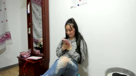 Snapshot of mia_kanee chatting on January 12, 2025, 12:49 am mia kaneee online show from January 12, 2025, 12:49 am