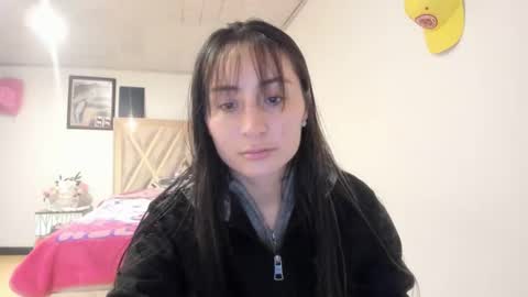 Snapshot of mia_kanee chatting on October 9, 2025, 12:19 am mia kaneee online show from October 9, 2025, 12:19 am
