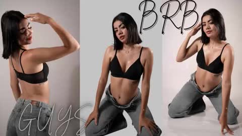 Snapshot of mia_kisses2 chatting on January 8, 2026, 3:42 am Mia online show from January 8, 2026, 3:42 am