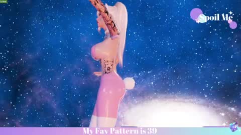 Mia online show from April 13, 2026, 8:14 pm