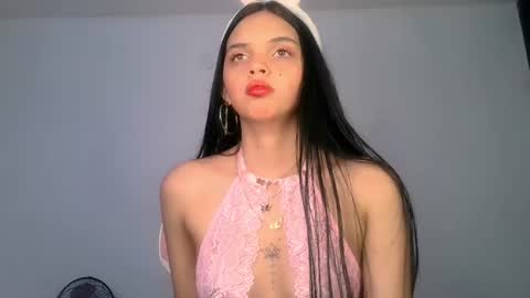 mia lucy 21 online show from June 26, 2026, 4:50 am