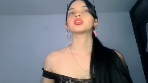 mia lucy 21 online show from June 28, 2026, 5:13 am