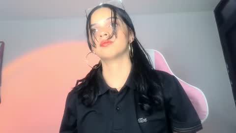mia lucy 21 online show from July 26, 2026, 1:03 am