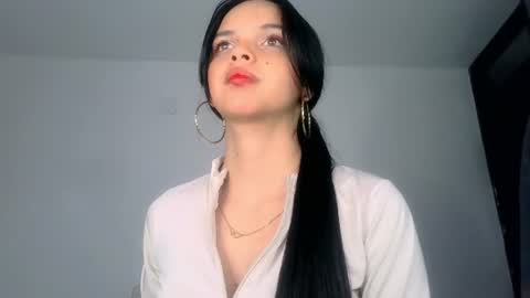 mia lucy 21 online show from July 30, 2026, 1:26 am