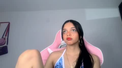 mia lucy 21 online show from July 31, 2026, 1:49 am