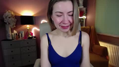 Snapshot of mia_luxx92 chatting on January 18, 2025, 7:49 am Mia online show from January 18, 2025, 7:49 am