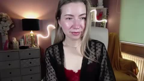 Snapshot of mia_luxx92 chatting on February 2, 2025, 10:57 am Mia online show from February 2, 2025, 10:57 am