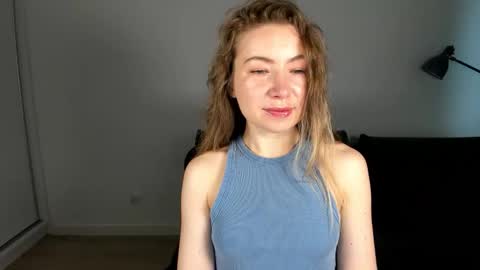 Snapshot of mia_luxx92 chatting on February 21, 2026, 7:31 am Mia online show from February 21, 2026, 7:31 am