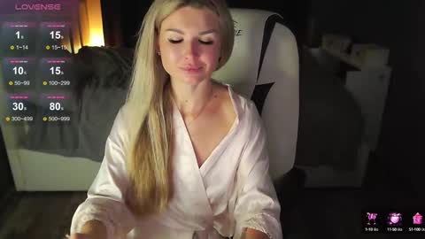   online show from September 26, 2025, 6:56 pm