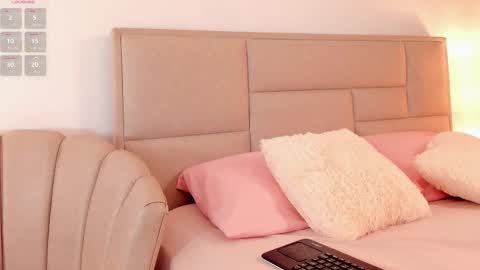 Snapshot of mia_mystic_ chatting on December 18, 2025, 12:22 pm Mia Schedule 7am to 2pm Col online show from December 18, 2025, 12:22 pm