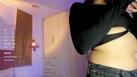 Mia Nevaeh - follow me online show from June 8, 2026, 8:09 pm
