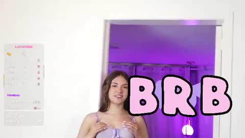 Mia Nevaeh - follow me online show from July 6, 2026, 8:11 pm