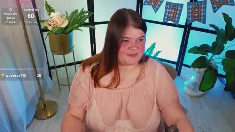 Snapshot of mia_of_your_dreams chatting on September 19, 2025, 5:46 pm Sweet Mia online show from September 19, 2025, 5:46 pm