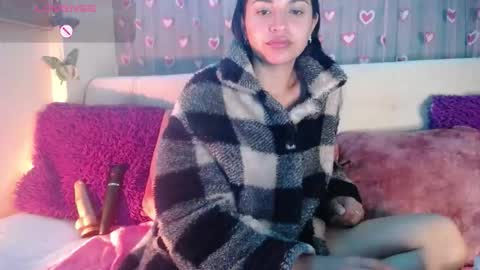 Snapshot of mia_petitebaby chatting on March 16, 2026, 3:12 am Ma online show from March 16, 2026, 3:12 am