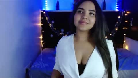 Snapshot of mia_peyton chatting on December 7, 2024, 5:09 pm Mia online show from December 7, 2024, 5:09 pm