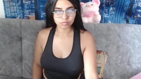 Snapshot of mia_peyton chatting on April 25, 2026, 6:05 pm Mia online show from April 25, 2026, 6:05 pm