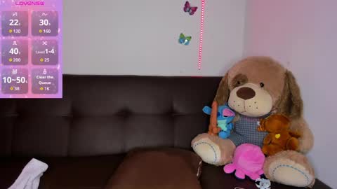 Mia online show from March 25, 2026, 5:24 am