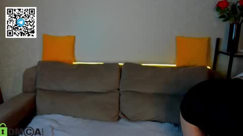 Snapshot of mia_r0ss chatting on October 21, 2025, 1:17 am Mia online show from October 21, 2025, 1:17 am