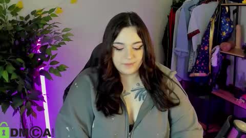 Snapshot of mia_r0ss chatting on February 7, 2026, 1:09 am Mia online show from February 7, 2026, 1:09 am