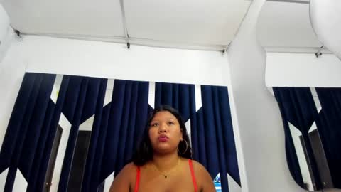 Snapshot of mia_roussex6 chatting on August 4, 2026, 3:58 pm mia_roussex6 online show from August 4, 2026, 3:58 pm