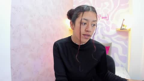 Mia . online show from May 20, 2026, 12:44 pm