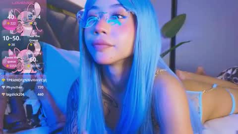 Snapshot of mia_sirenia chatting on November 30, 2025, 3:16 pm Mia online show from November 30, 2025, 3:16 pm