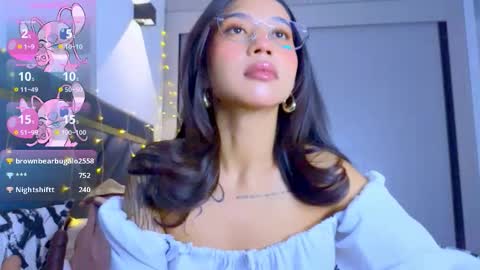 Snapshot of mia_sirenia chatting on December 19, 2025, 11:06 am Mia online show from December 19, 2025, 11:06 am