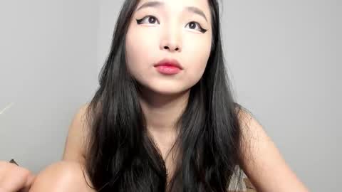 Snapshot of mia_soyun chatting on February 27, 2026, 12:05 pm Your Soyun online show from February 27, 2026, 12:05 pm