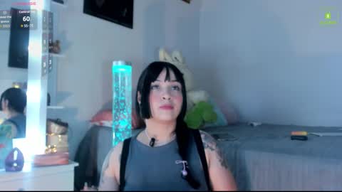 Snapshot of mia_starss chatting on November 9, 2025, 2:10 am Mia online show from November 9, 2025, 2:10 am