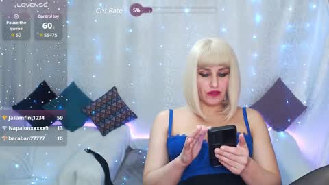 Snapshot of mia_sunn chatting on February 17, 2025, 2:42 am mia_sunn online show from February 17, 2025, 2:42 am