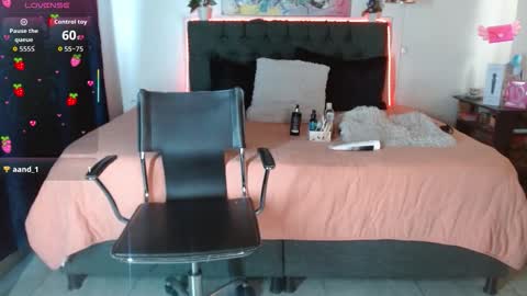 MIA  online show from November 7, 2025, 1:33 pm