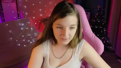 Snapshot of mia_weawer chatting on December 17, 2025, 9:26 am Mia online show from December 17, 2025, 9:26 am