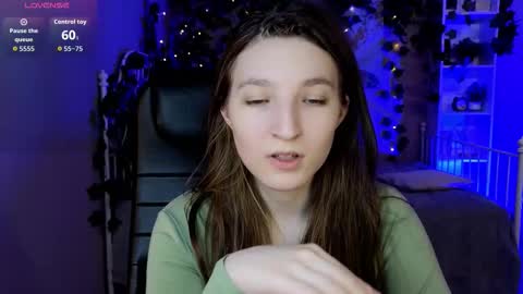 Snapshot of mia_weawer chatting on February 7, 2026, 10:30 am Mia online show from February 7, 2026, 10:30 am