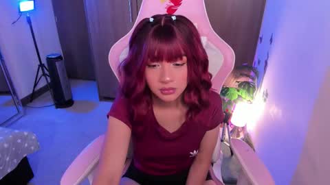 Snapshot of miaa_06 chatting on November 28, 2025, 10:01 pm mia nicolle online show from November 28, 2025, 10:01 pm